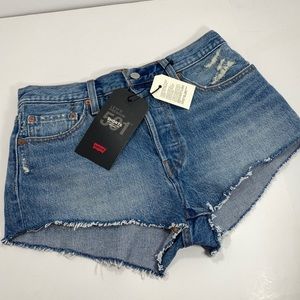 Levi’s shorts